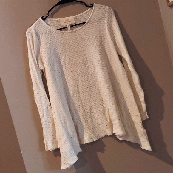 puella Tops - Puella Sharkbite Hem Cream Colored Long Sleeve Blouse Small